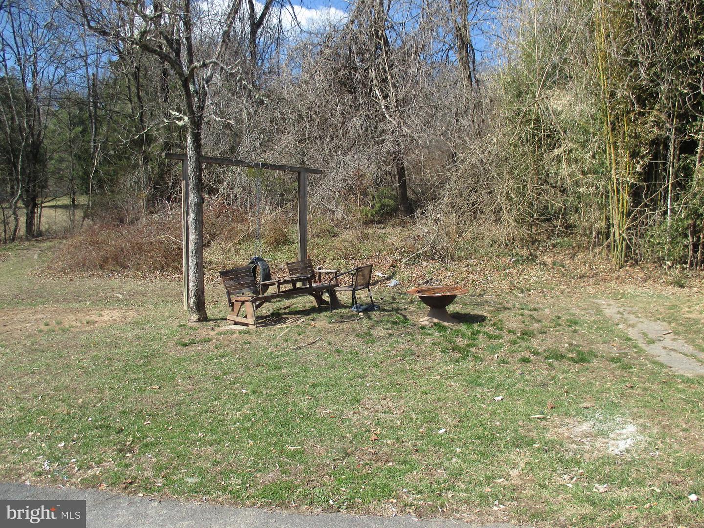 11903 Bedford Rd Ne Property Photo 6