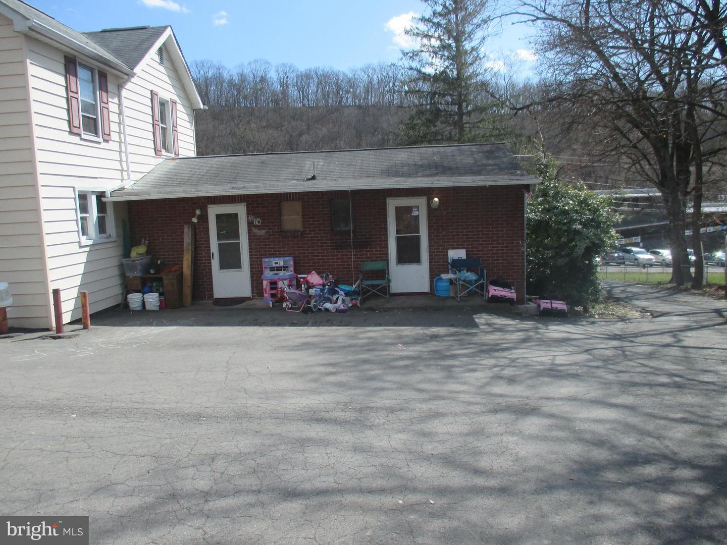 11903 Bedford Rd Ne Property Photo 7