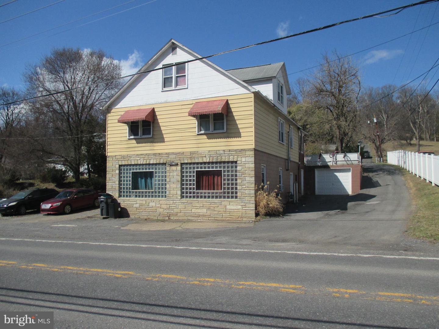 11903 Bedford Rd Ne Property Photo 12