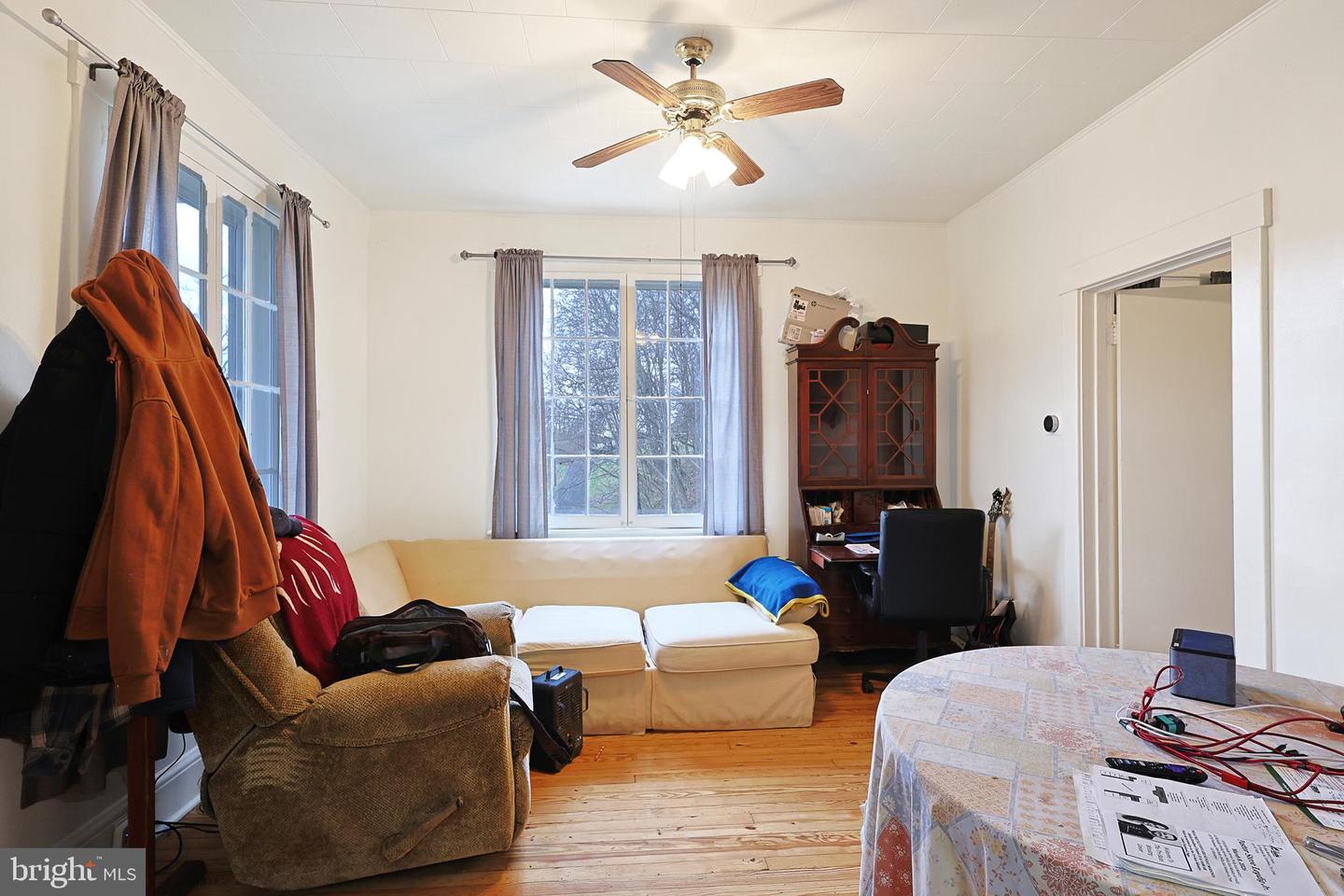 11305 Creek Rd Se Property Photo 8
