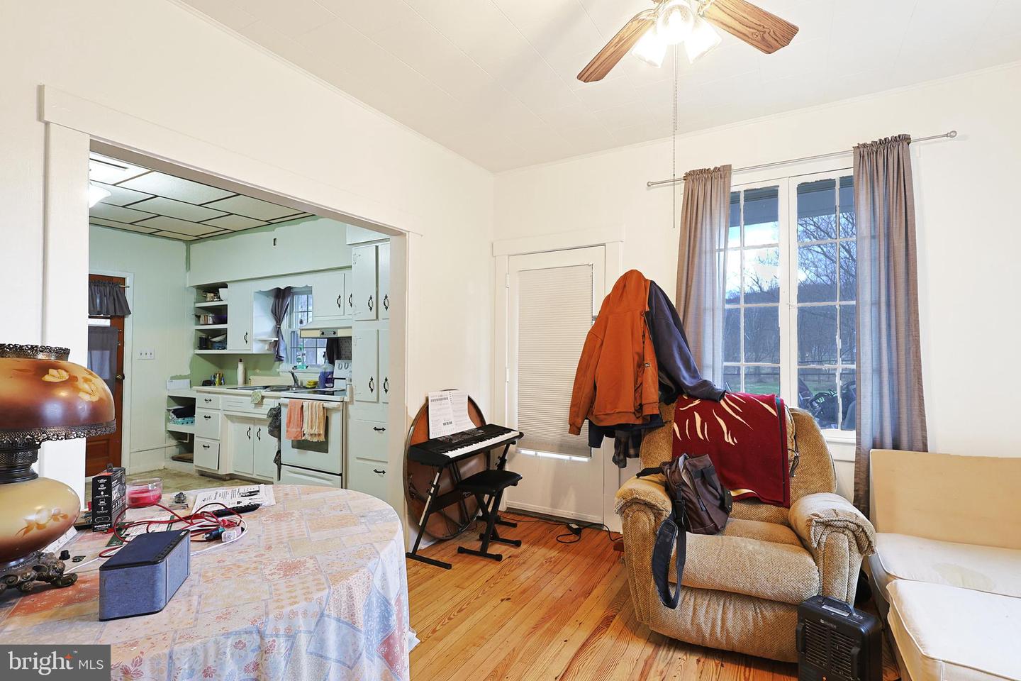 11305 Creek Rd Se Property Photo 9