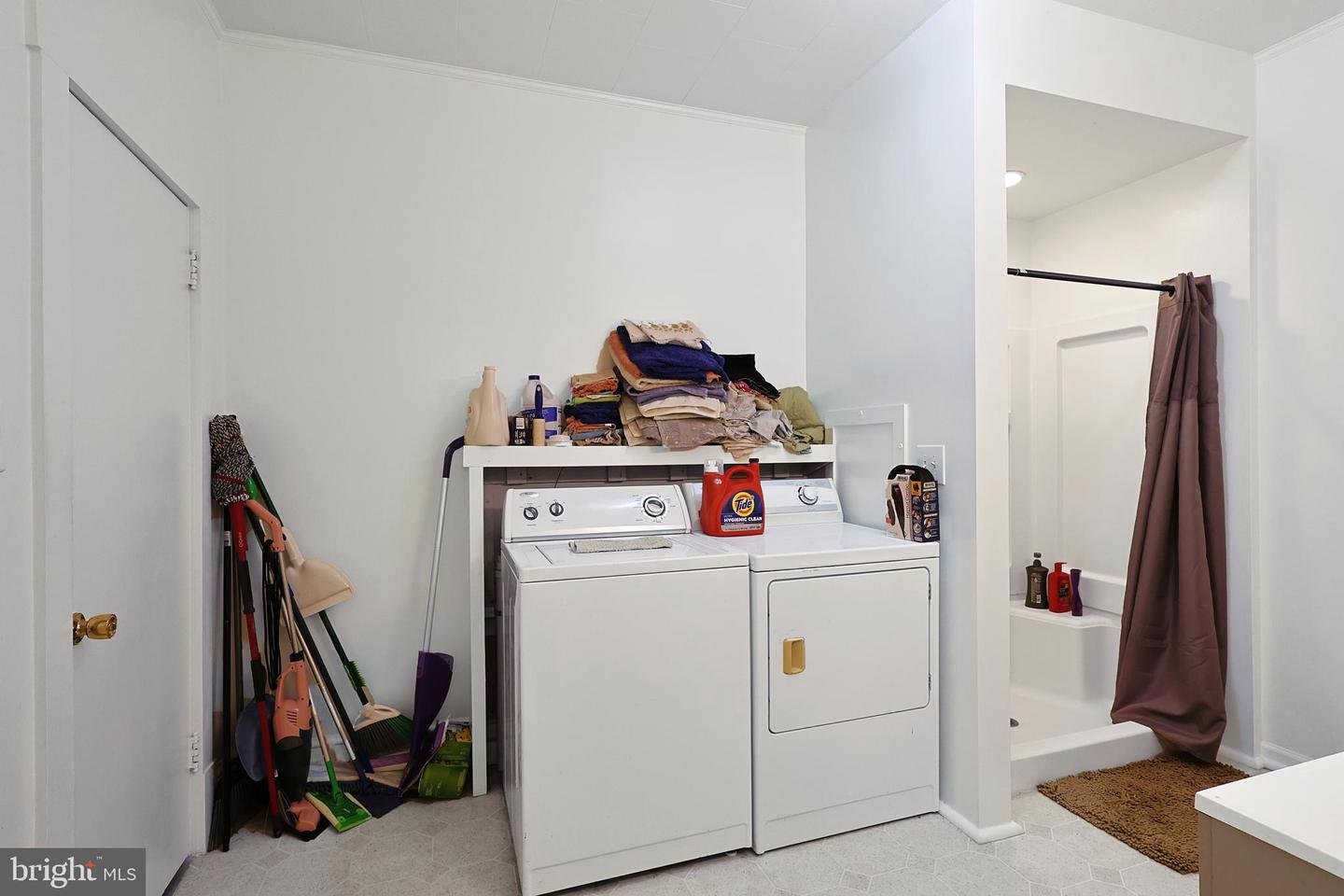 11305 Creek Rd Se Property Photo 19