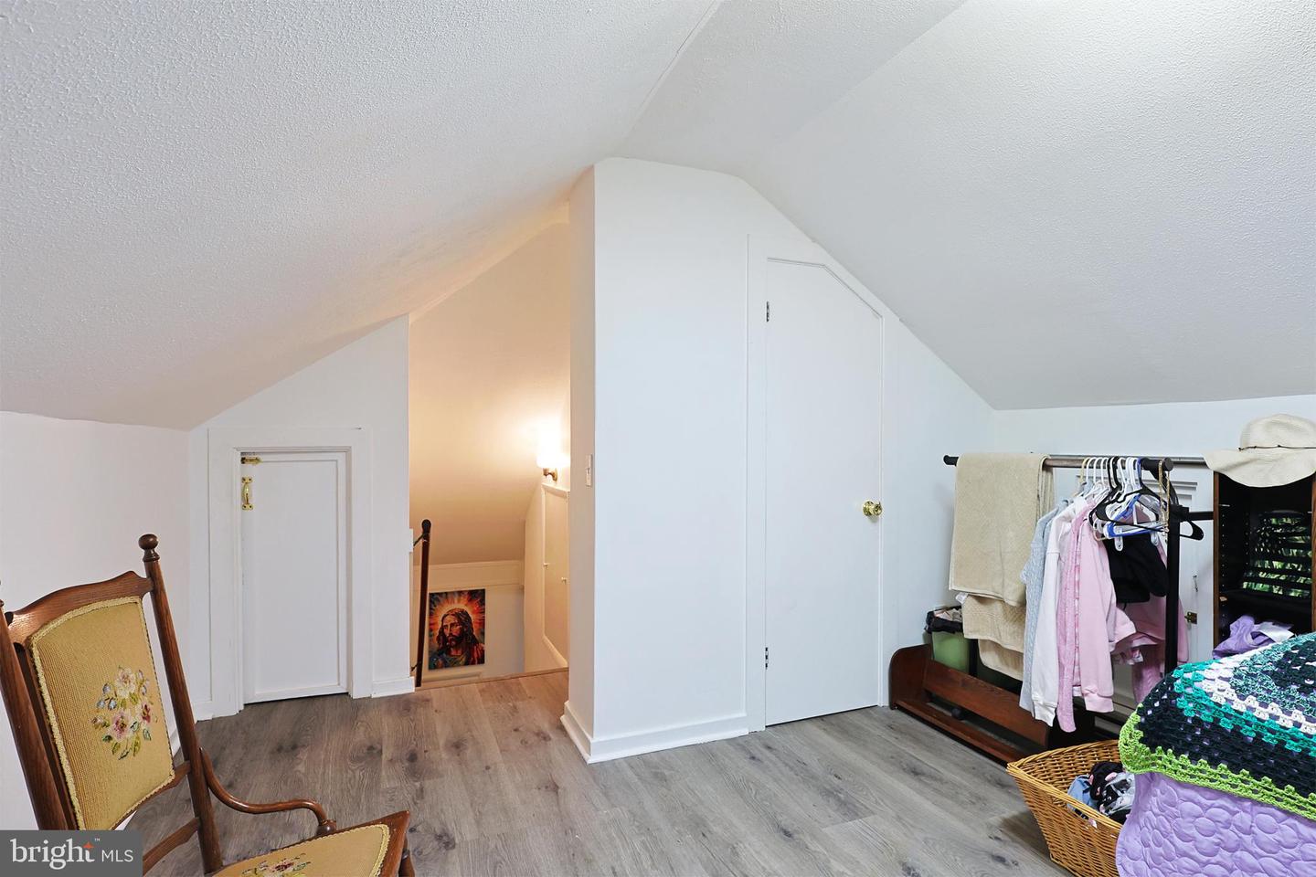 11305 Creek Rd Se Property Photo 24