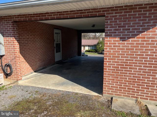 12001 Bedford Rd Property Photo 4