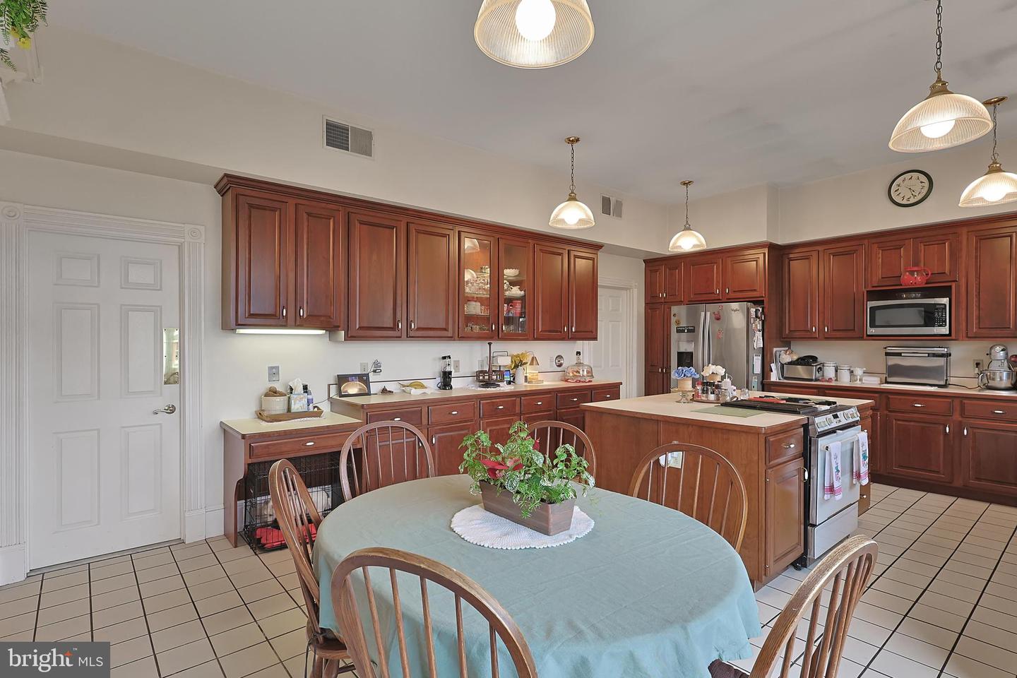 15715 Merrill Ln Property Photo 20