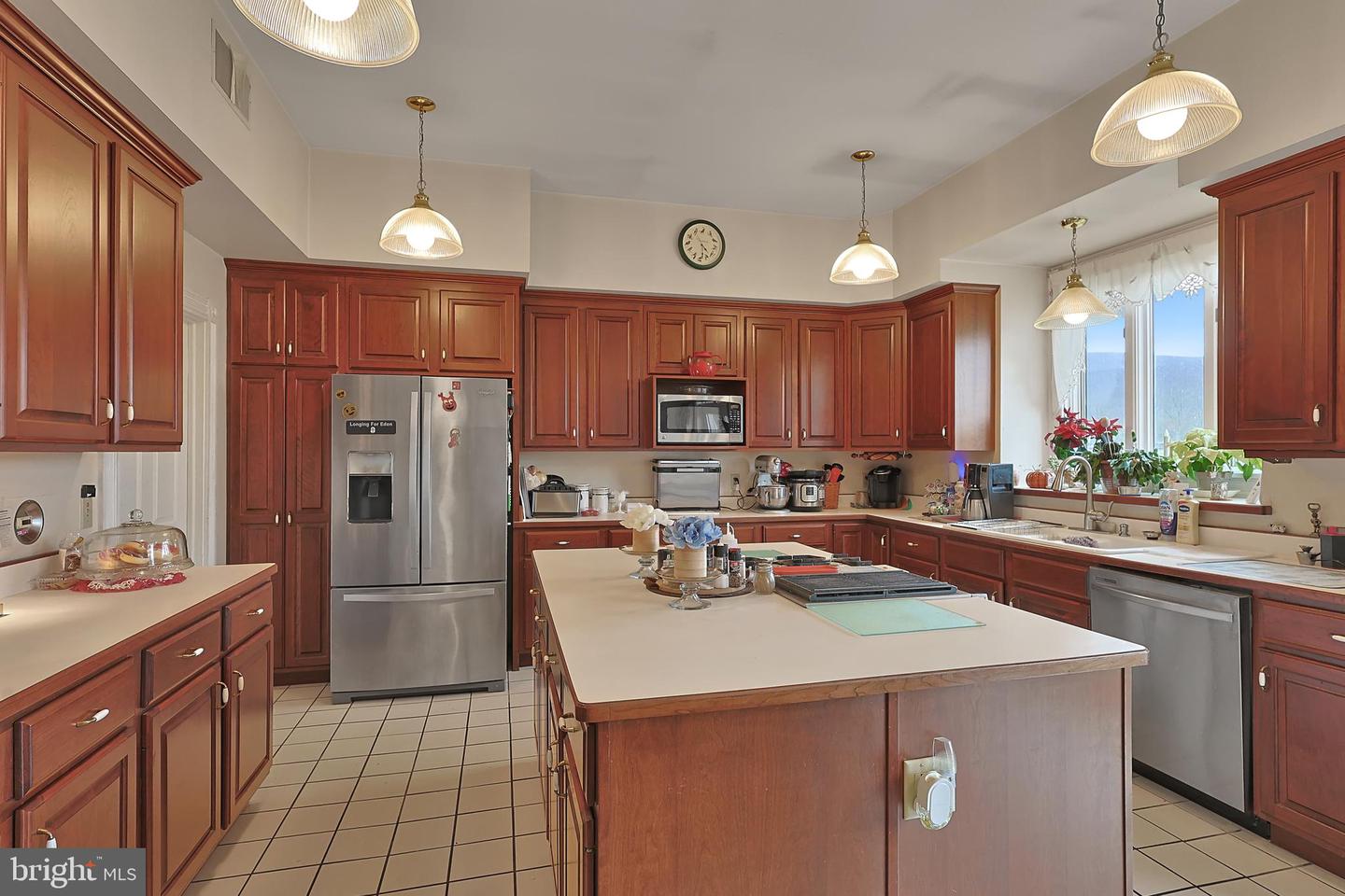 15715 Merrill Ln Property Photo 22