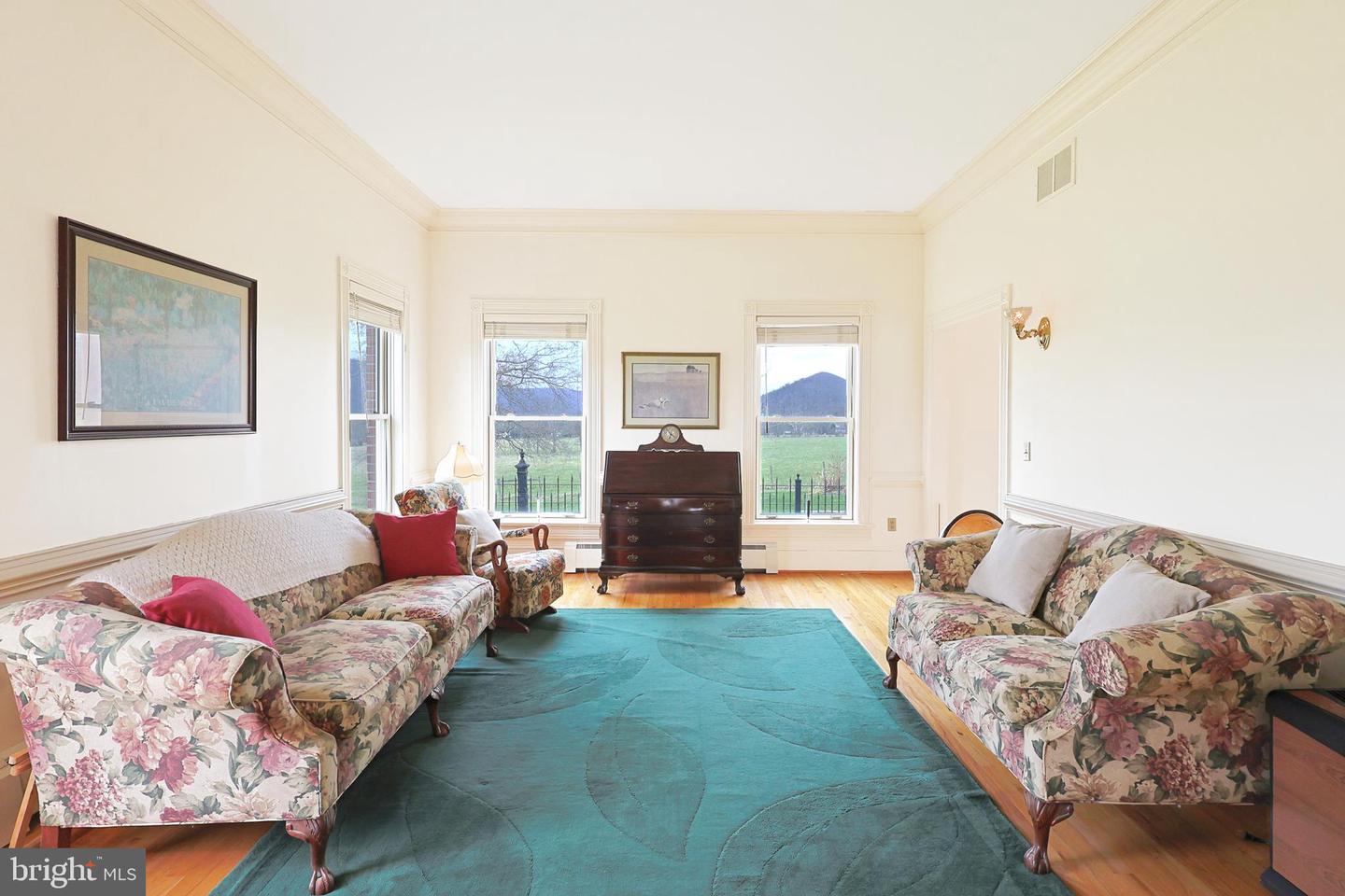 15715 Merrill Ln Property Photo 37