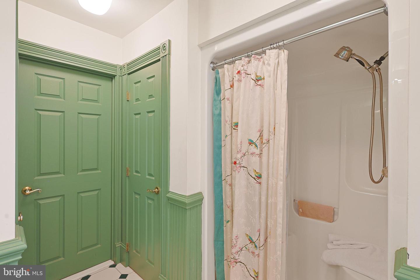15715 Merrill Ln Property Photo 55
