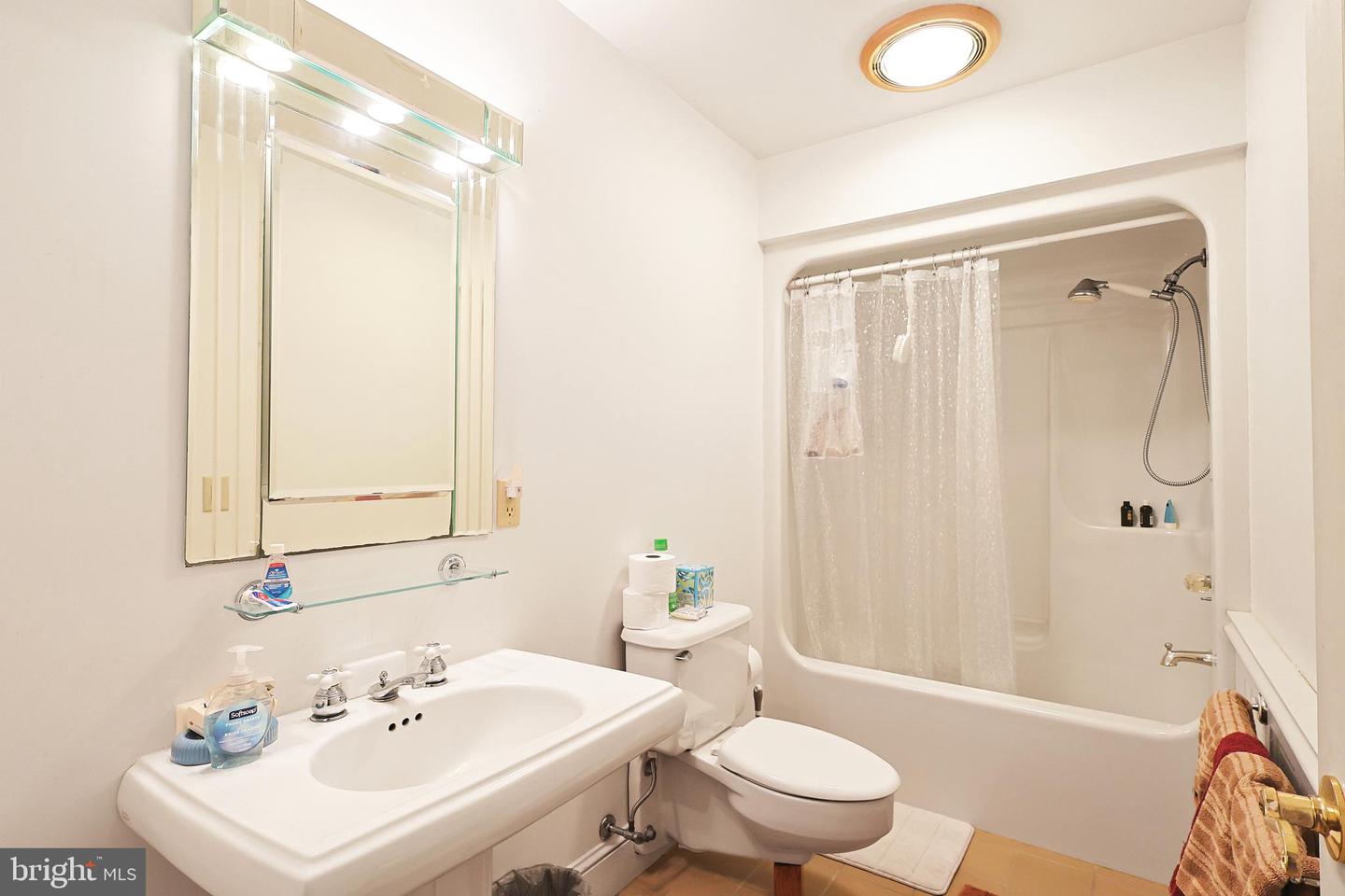 15715 Merrill Ln Property Photo 61