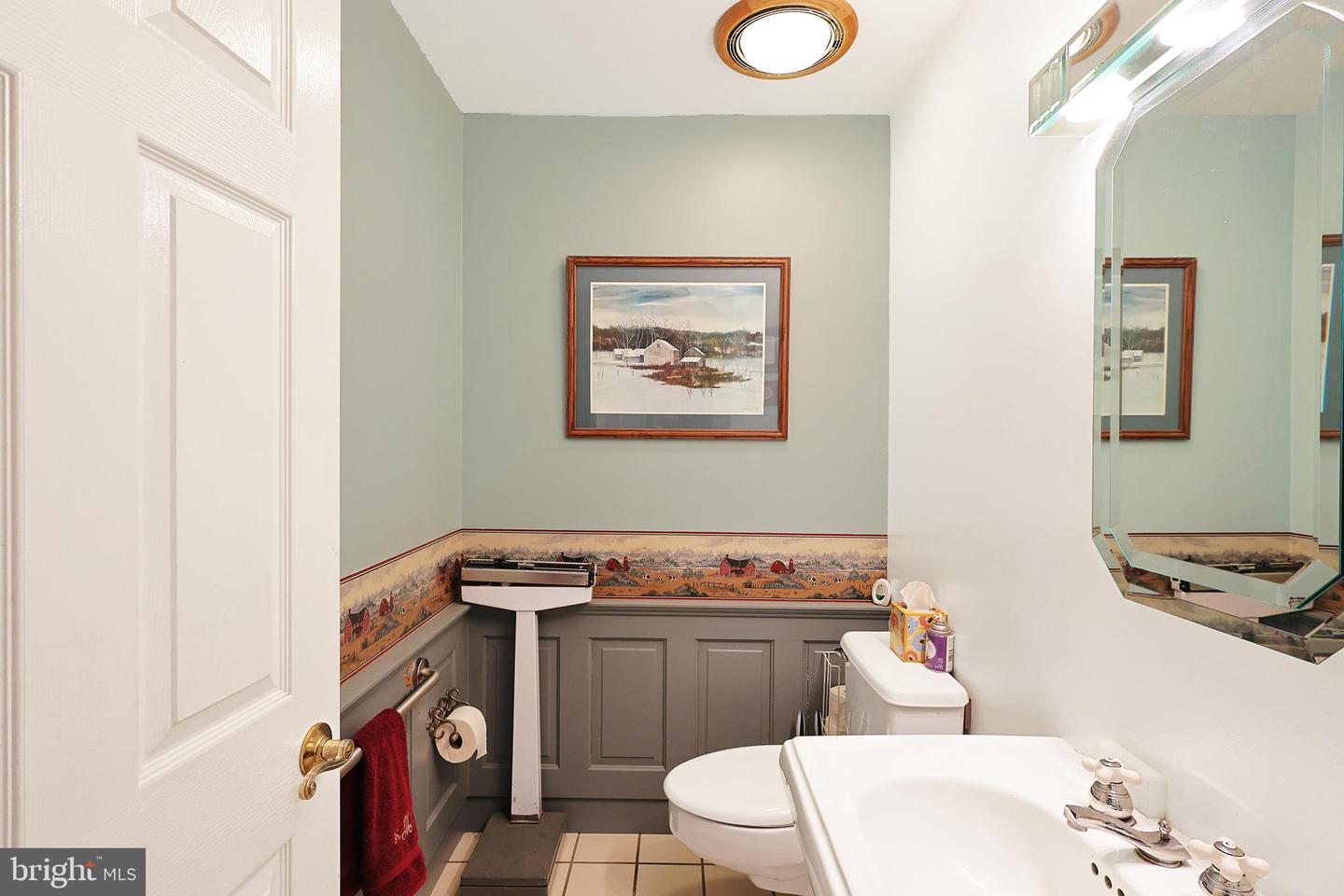 15715 Merrill Ln Property Photo 67