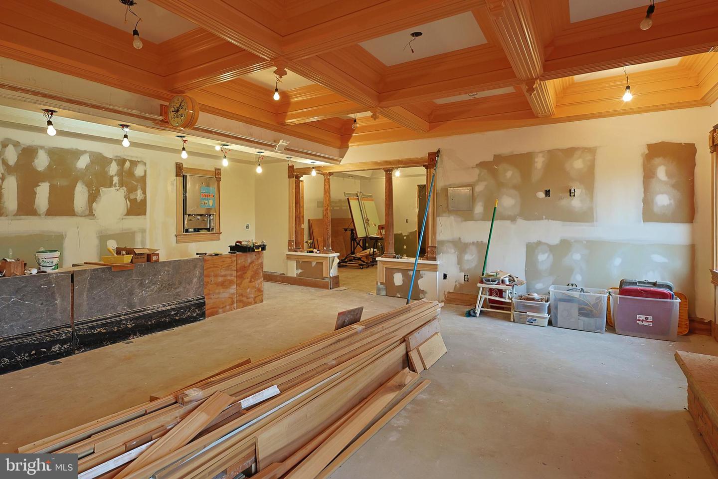 15715 Merrill Ln Property Photo 80