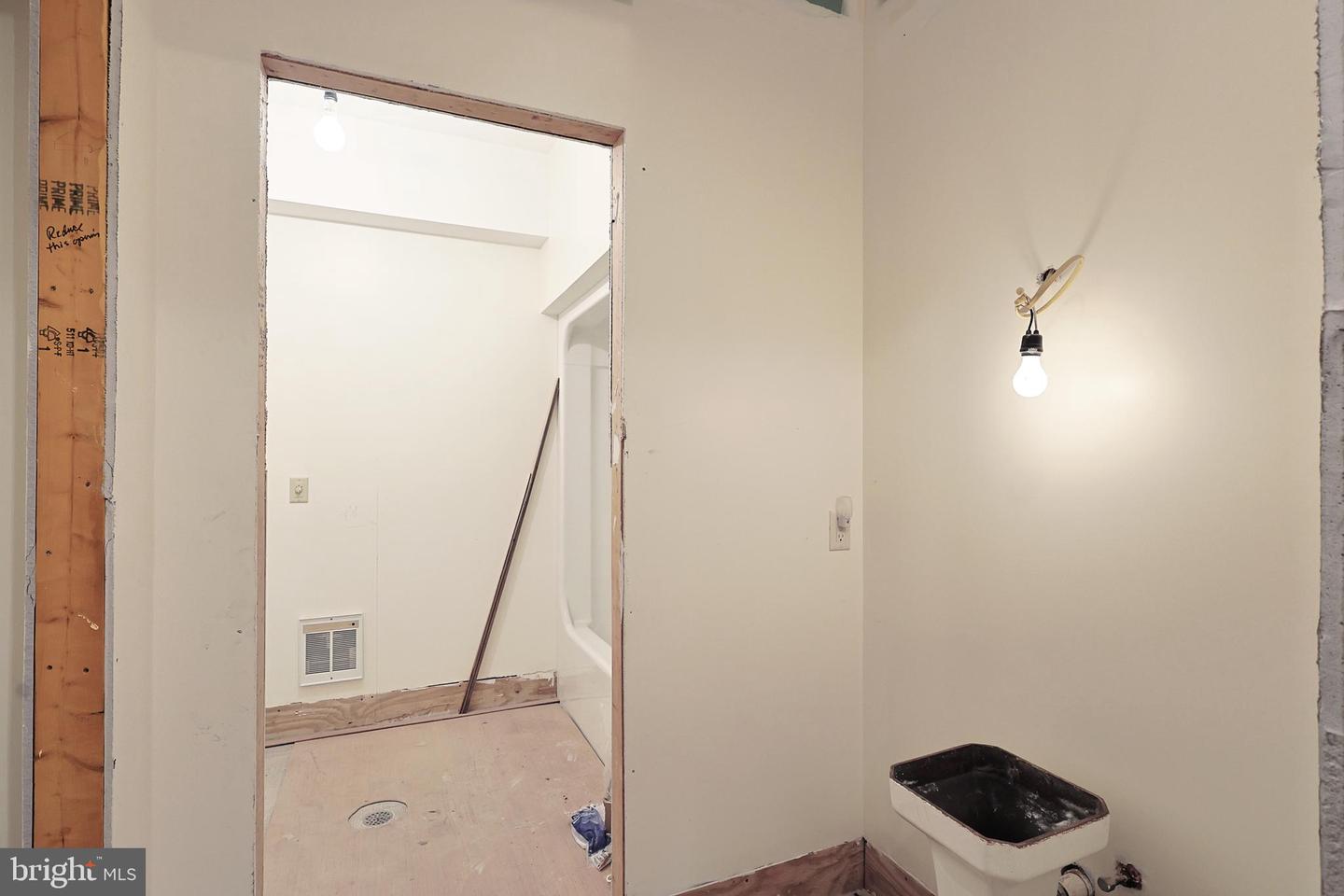 15715 Merrill Ln Property Photo 83