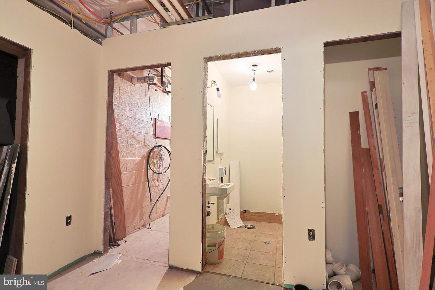 15715 Merrill Ln Property Photo 92