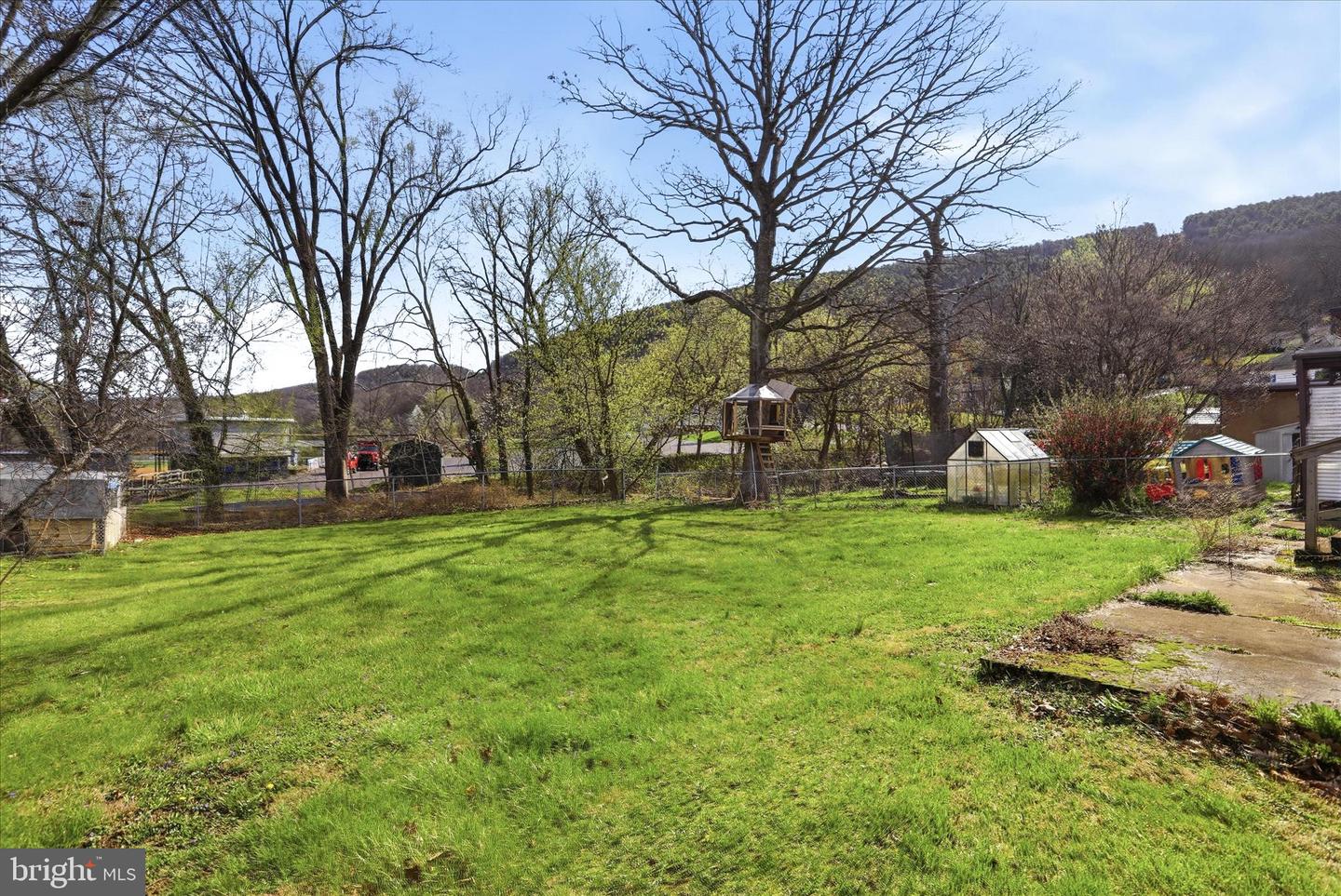 3 Glenview Dr Property Photo 4