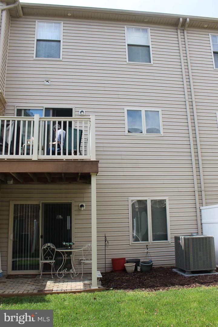 108 Day Break Dr Property Photo 9
