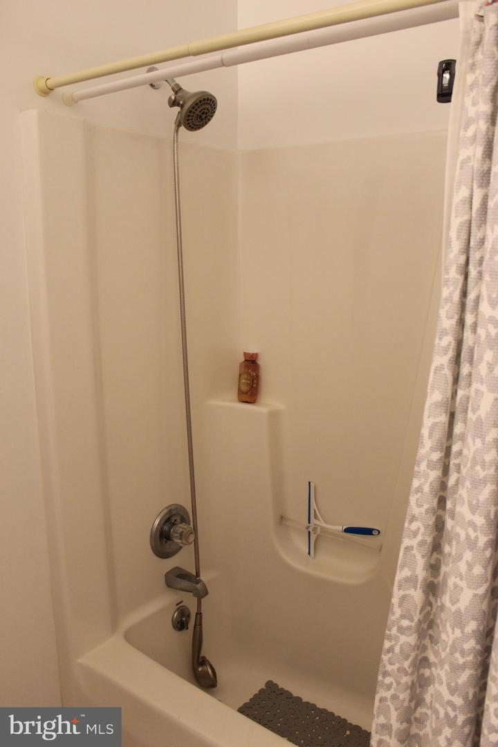 108 Day Break Dr Property Photo 31