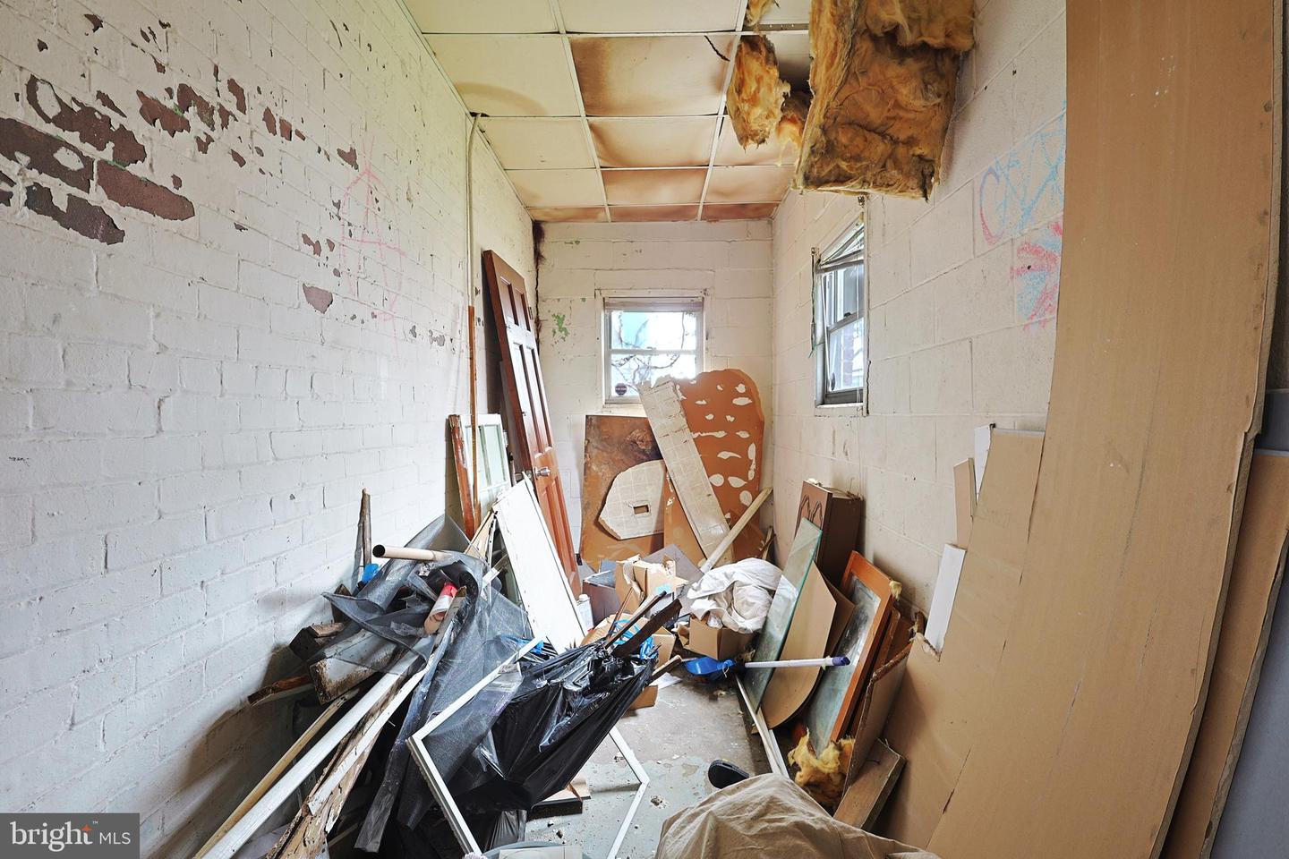 214 S Central Ave Property Photo 18