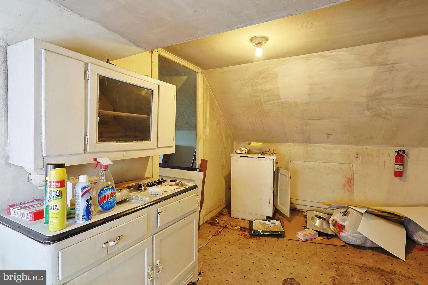 214 S Central Ave Property Photo 44