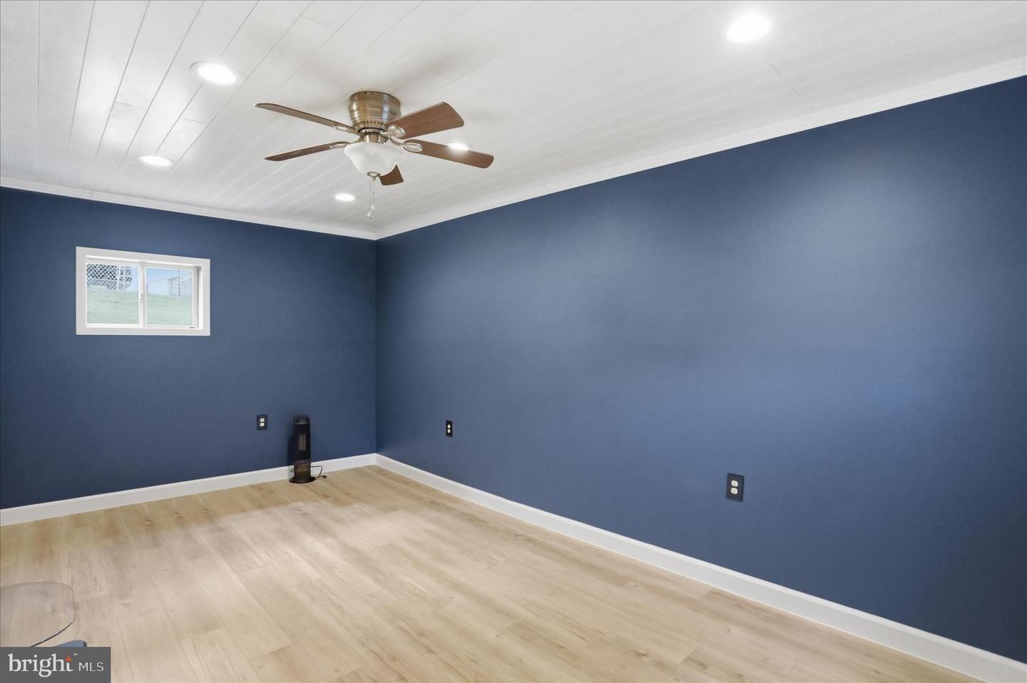 12717 N Cresap St Property Photo 23