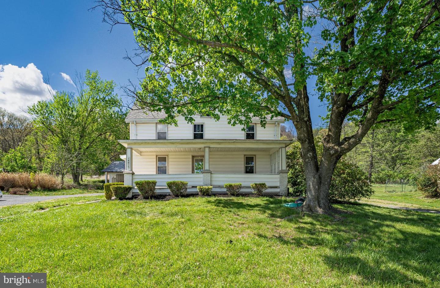 14015 Bedford Rd Ne Property Photo 3