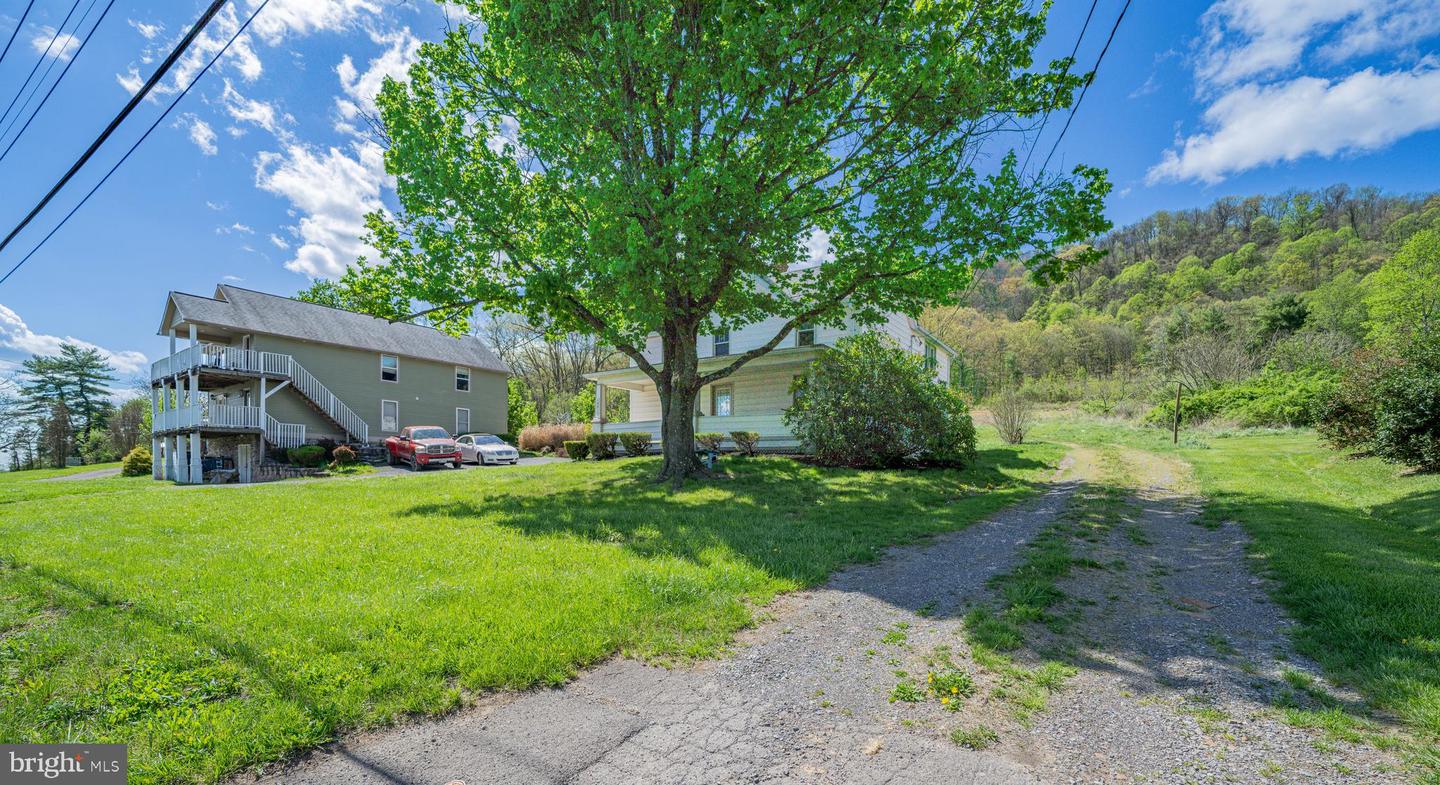 14015 Bedford Rd Ne Property Photo 4