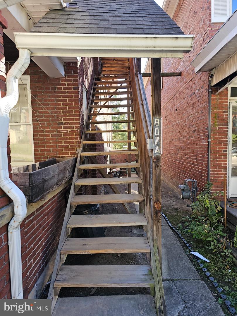807 Bedford St Property Photo 10