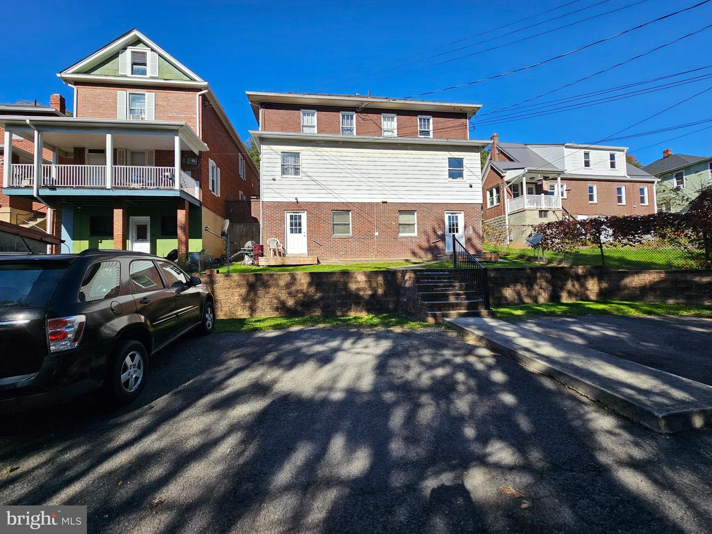 807 Bedford St Property Photo 11
