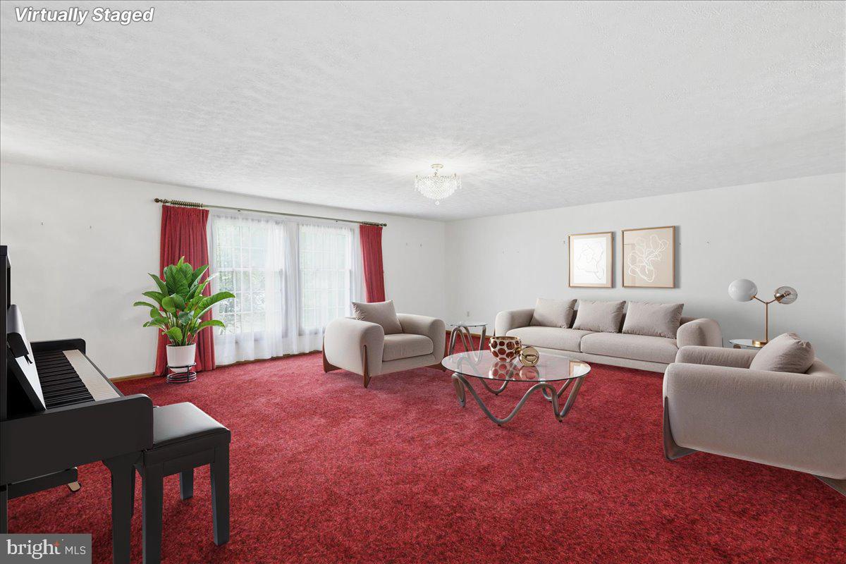 1048 Bishop Walsh Rd Property Photo 5