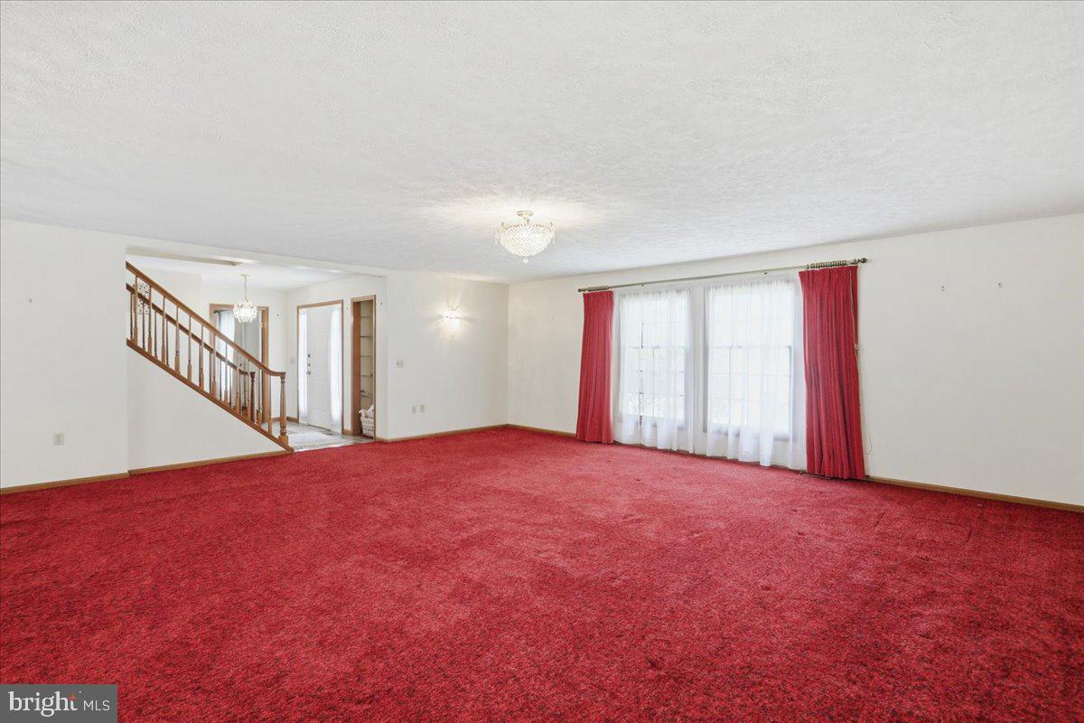 1048 Bishop Walsh Rd Property Photo 6