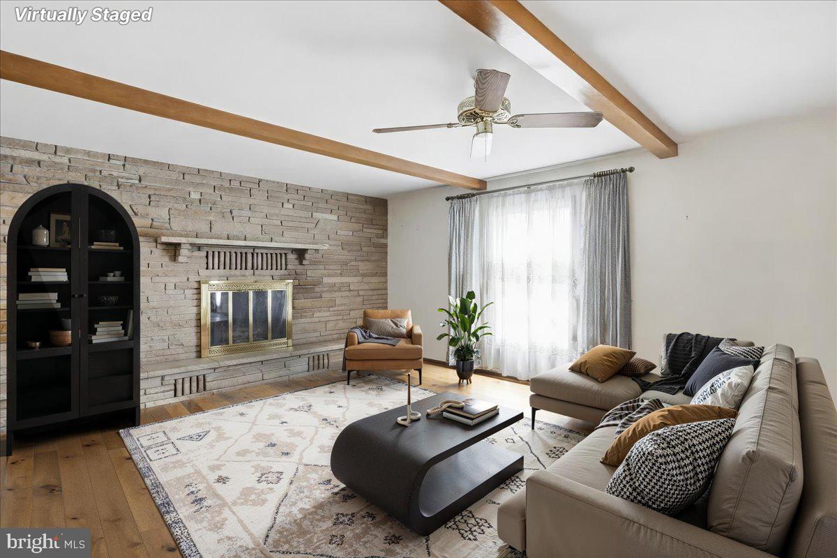 1048 Bishop Walsh Rd Property Photo 16