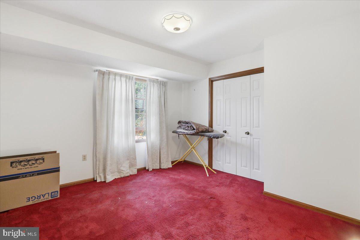 1048 Bishop Walsh Rd Property Photo 23
