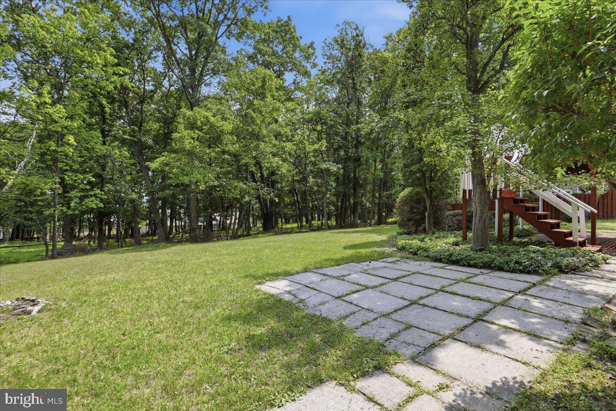 1048 Bishop Walsh Rd Property Photo 41