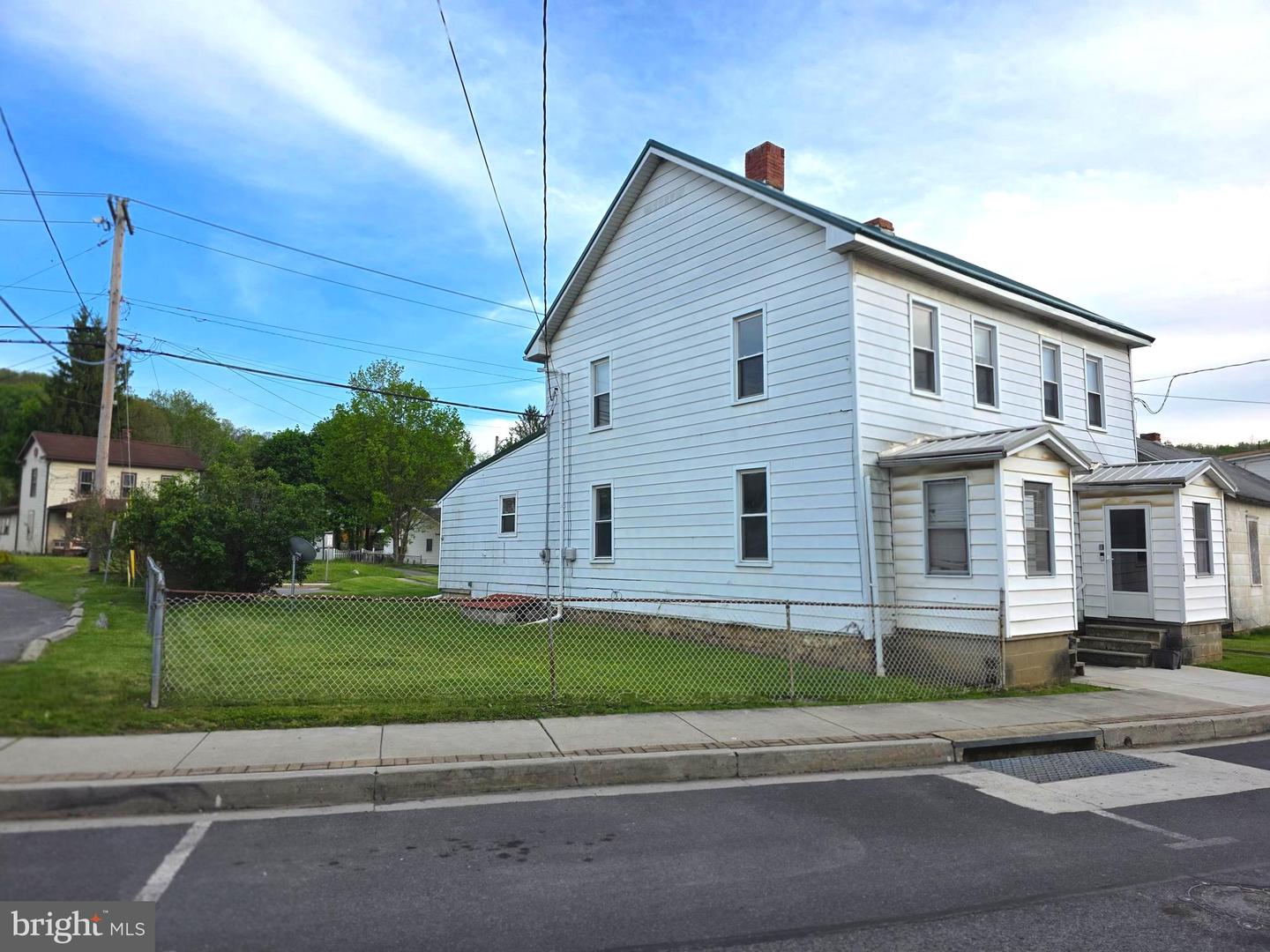 14818 Broadway Ave Sw Property Photo 2