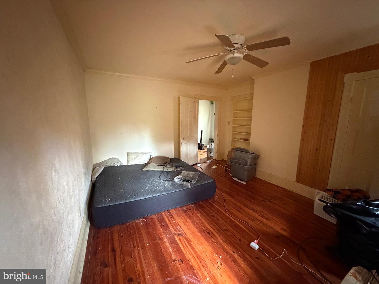 215 Hammond St Property Photo 13