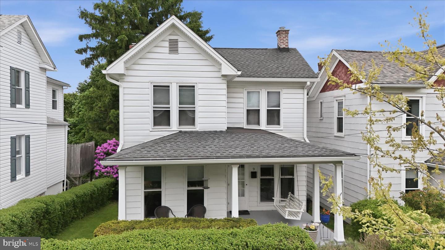 9 Standish St Property Photo 1