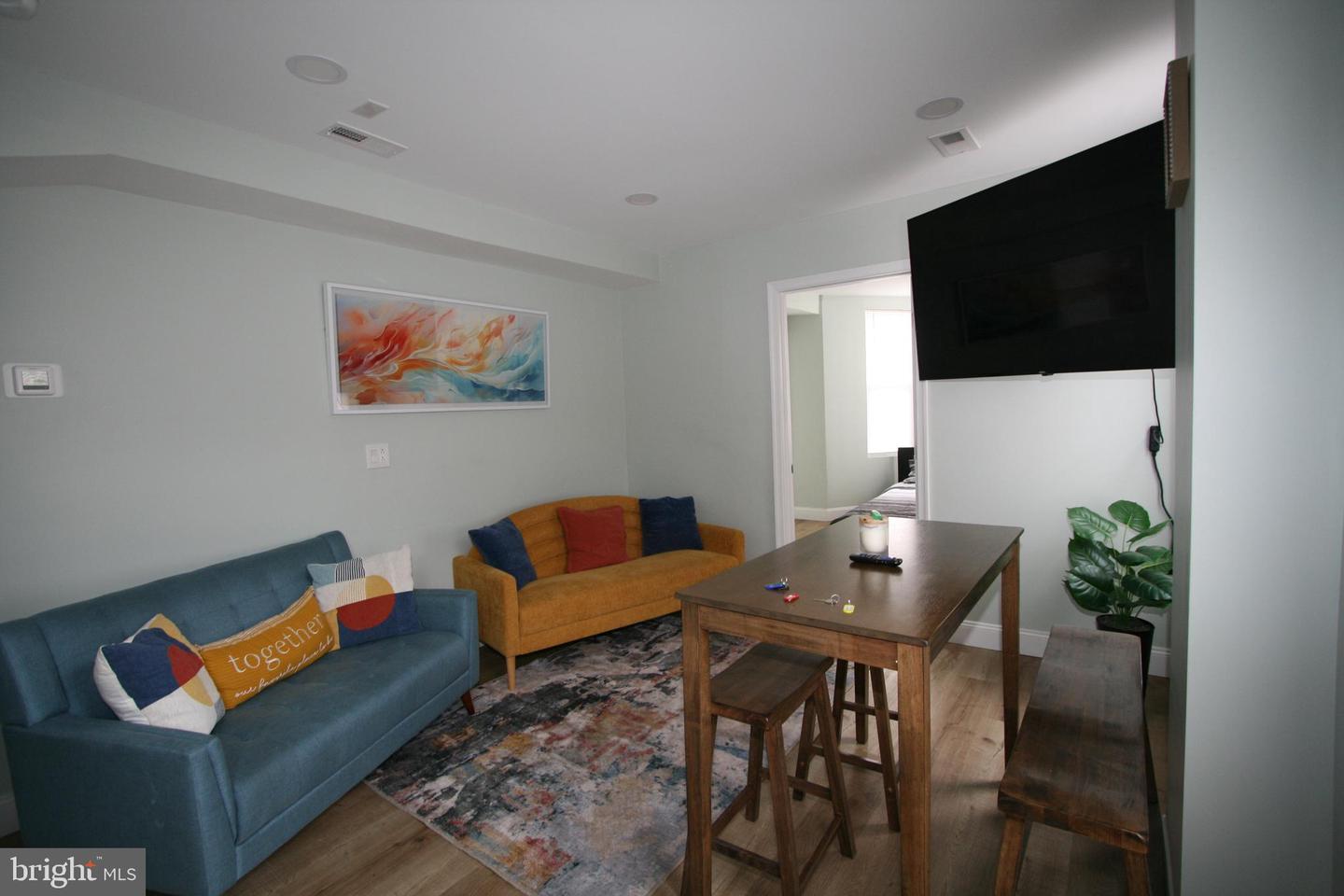 236 Glenn St Property Photo 77