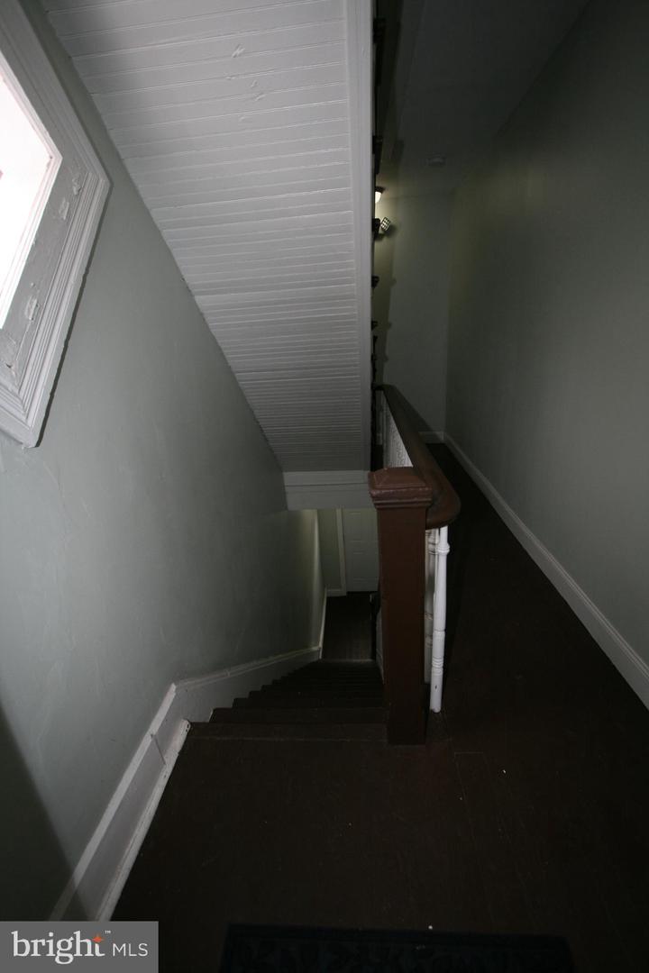 236 Glenn St Property Photo 79