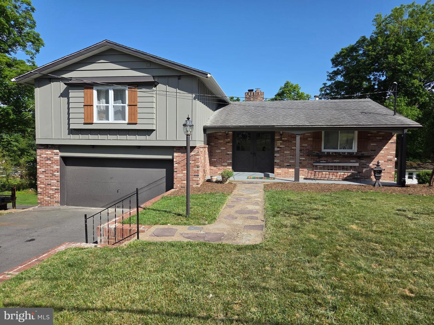 1028 Weires Ave Property Photo 1