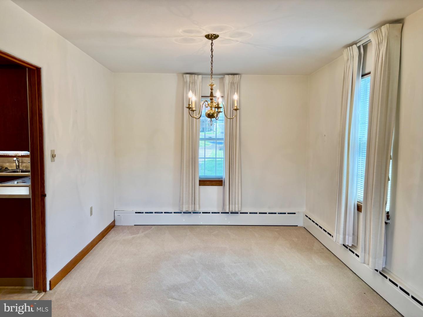 174 Washington St Property Photo 11
