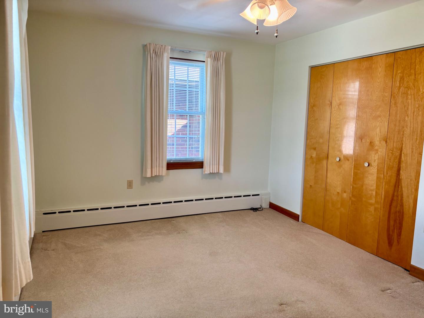 174 Washington St Property Photo 17
