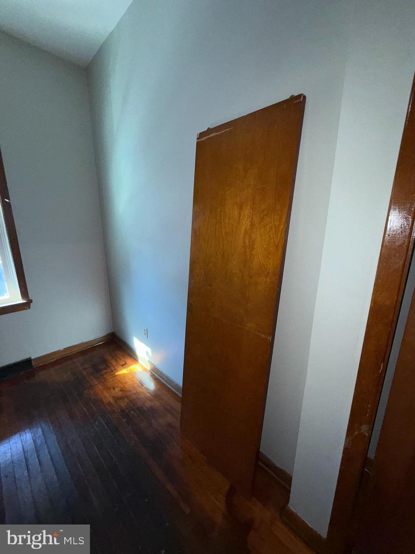 15 Decatur St Property Photo 14