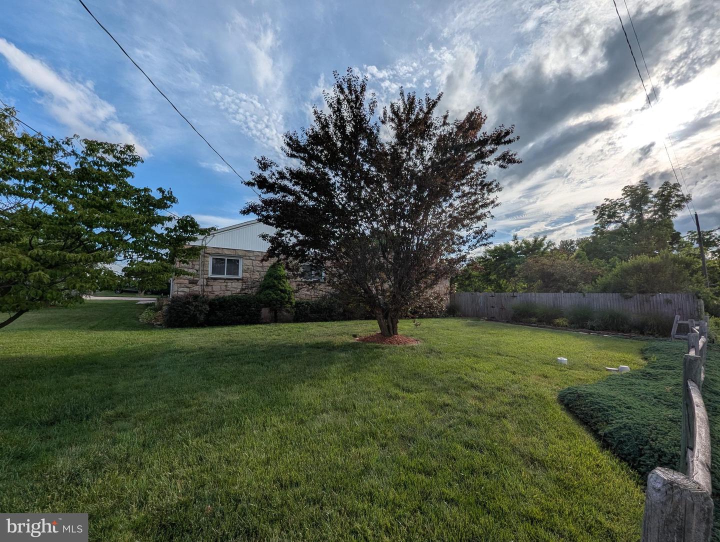 203 Wempe Dr Property Photo 10
