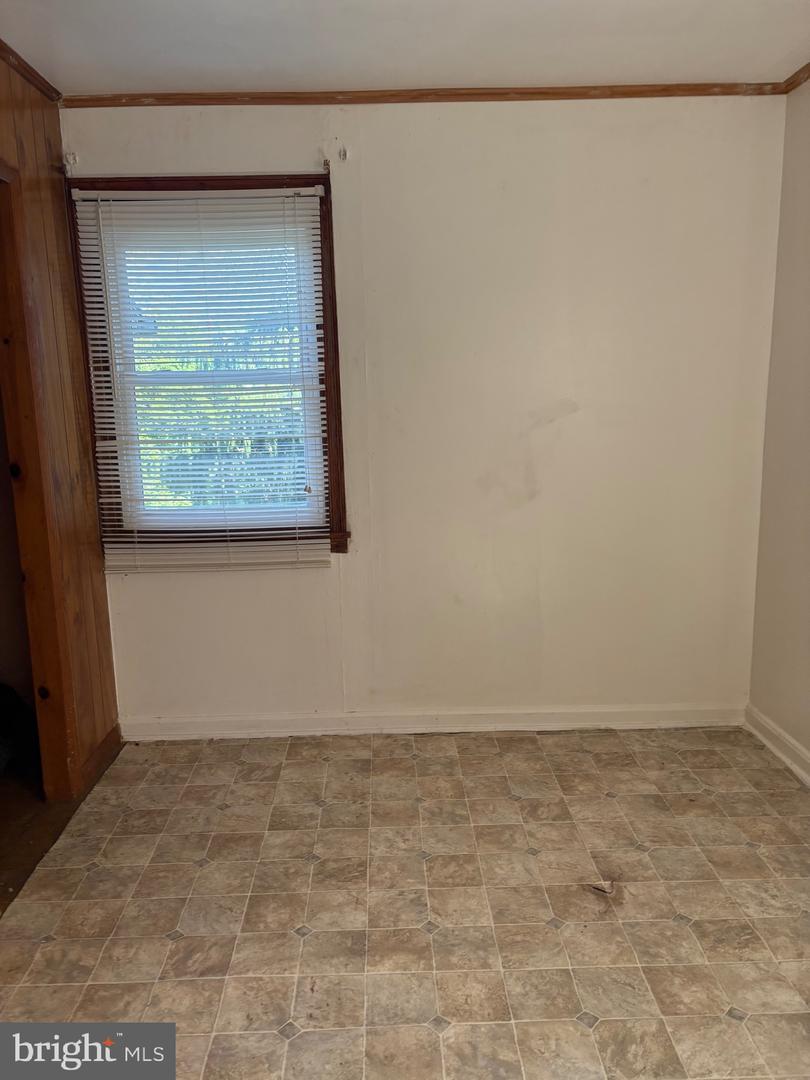 416 Poplar St Property Photo 3