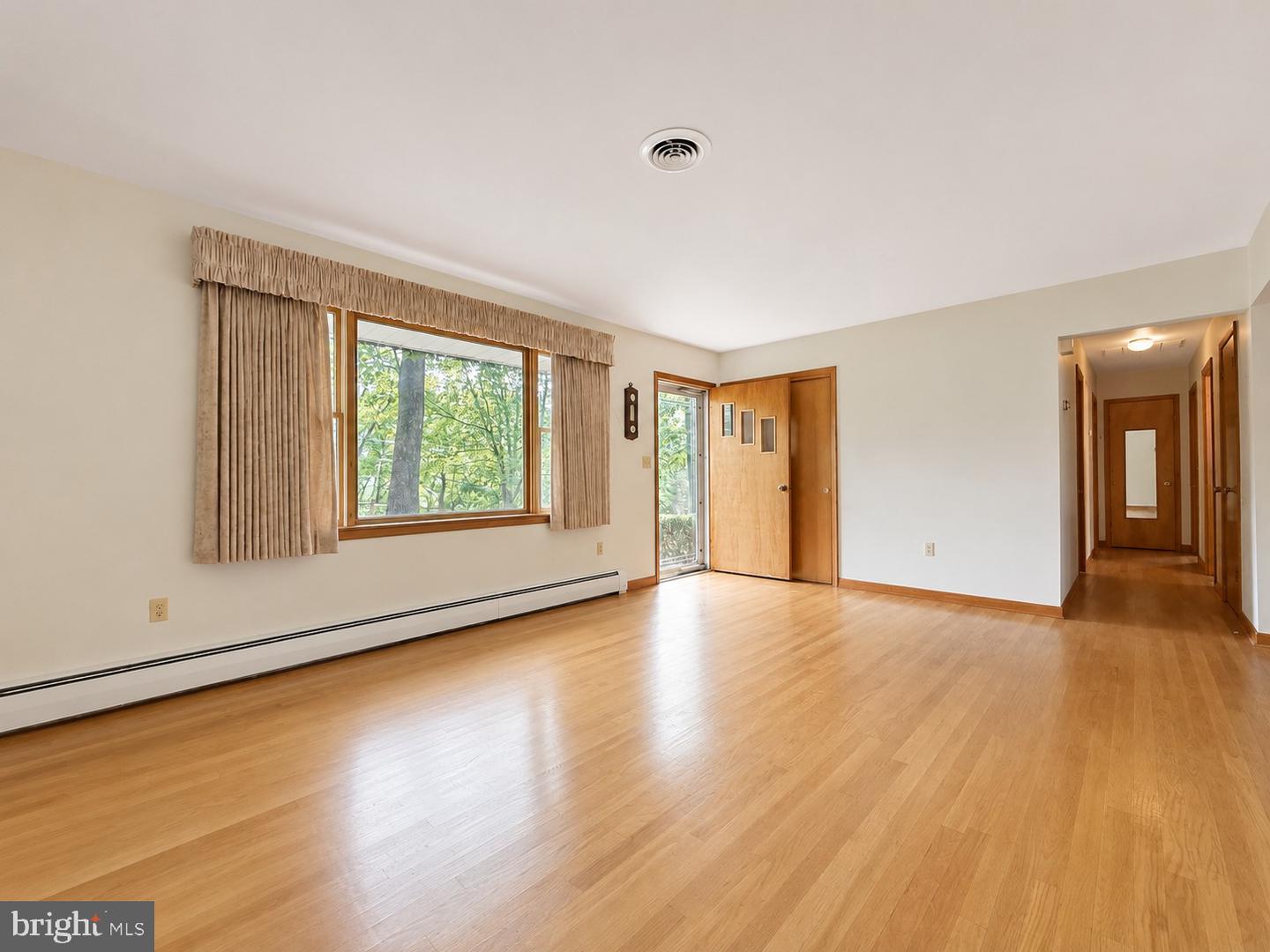 13311 Flower St Property Photo 2