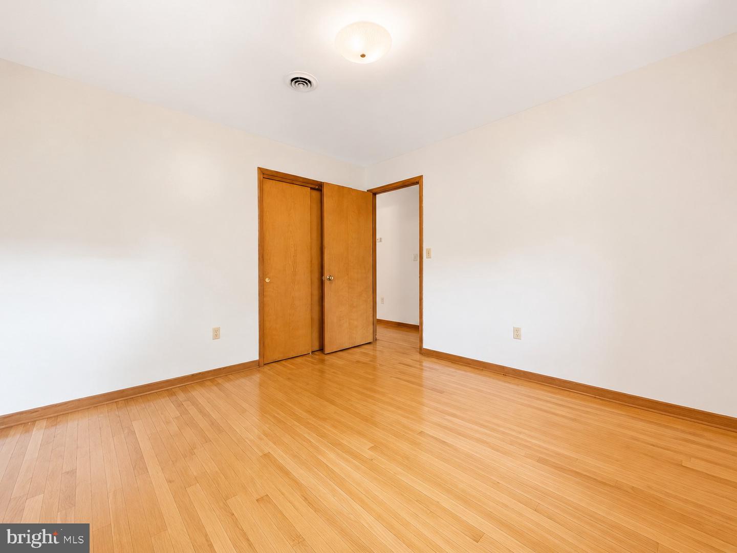 13311 Flower St Property Photo 8