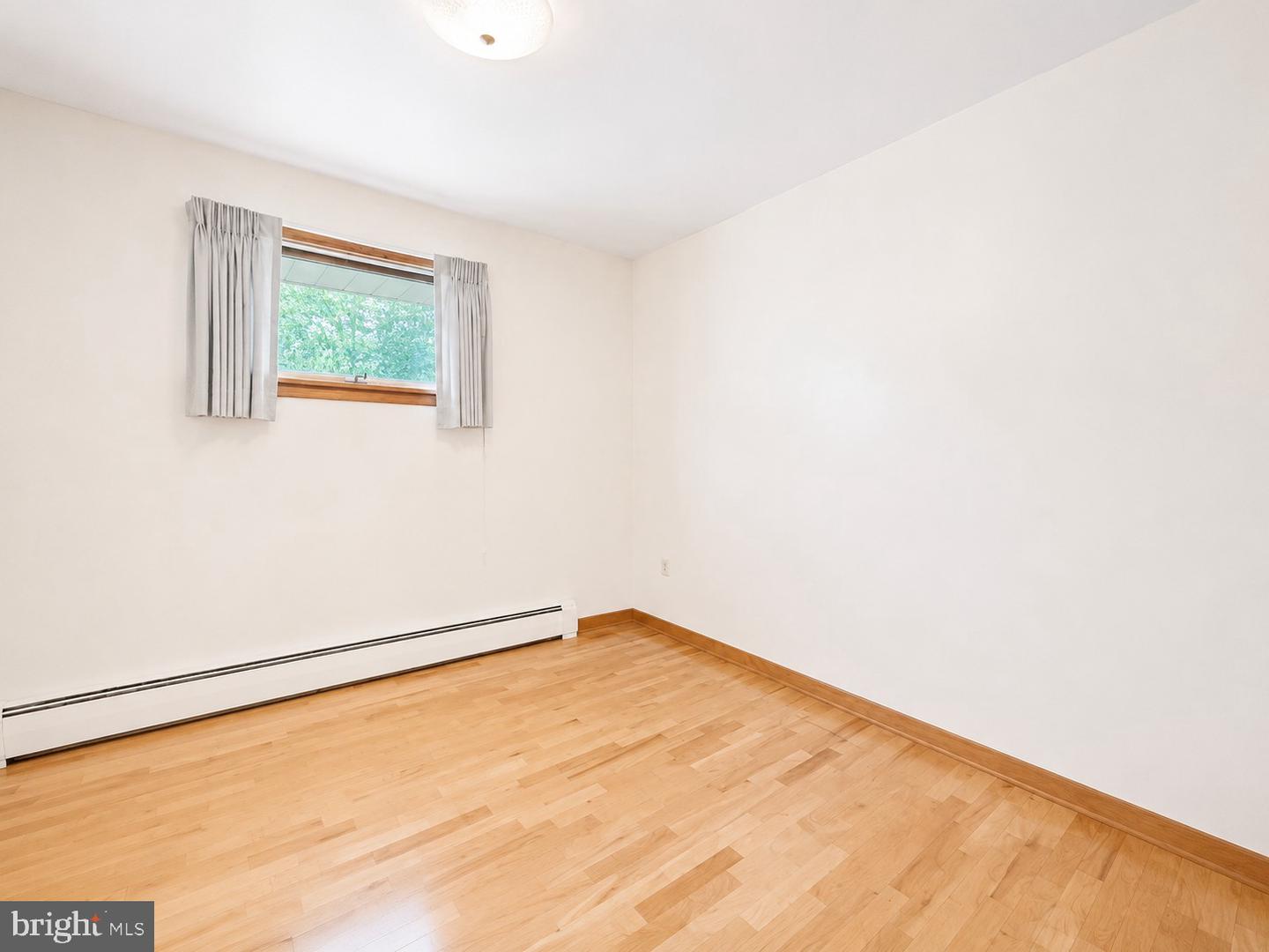13311 Flower St Property Photo 11