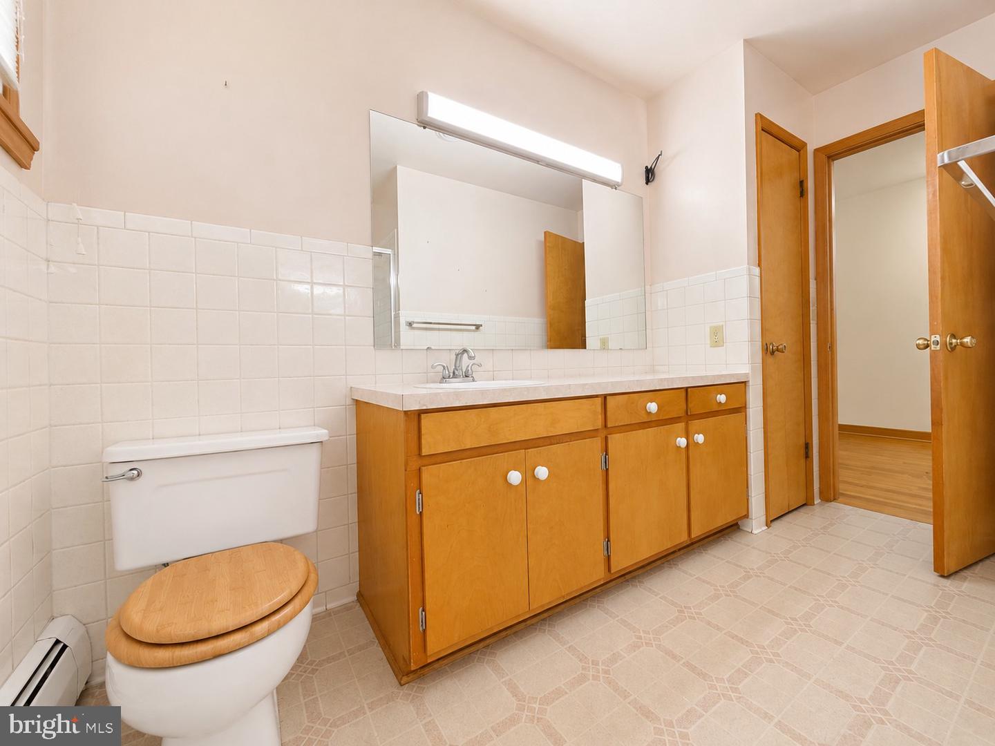 13311 Flower St Property Photo 13