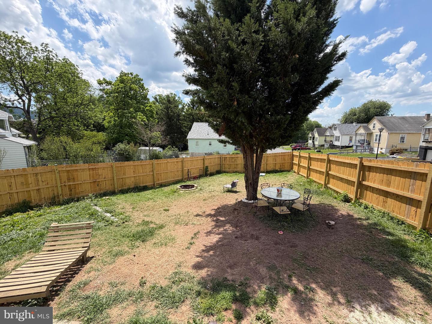1401 E Oldtown Rd Property Photo 24