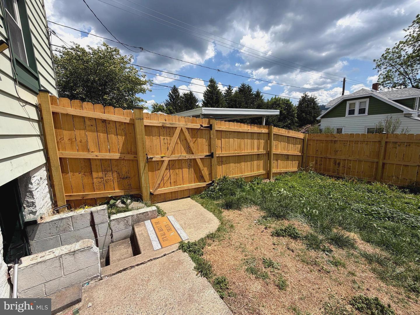 1401 E Oldtown Rd Property Photo 25
