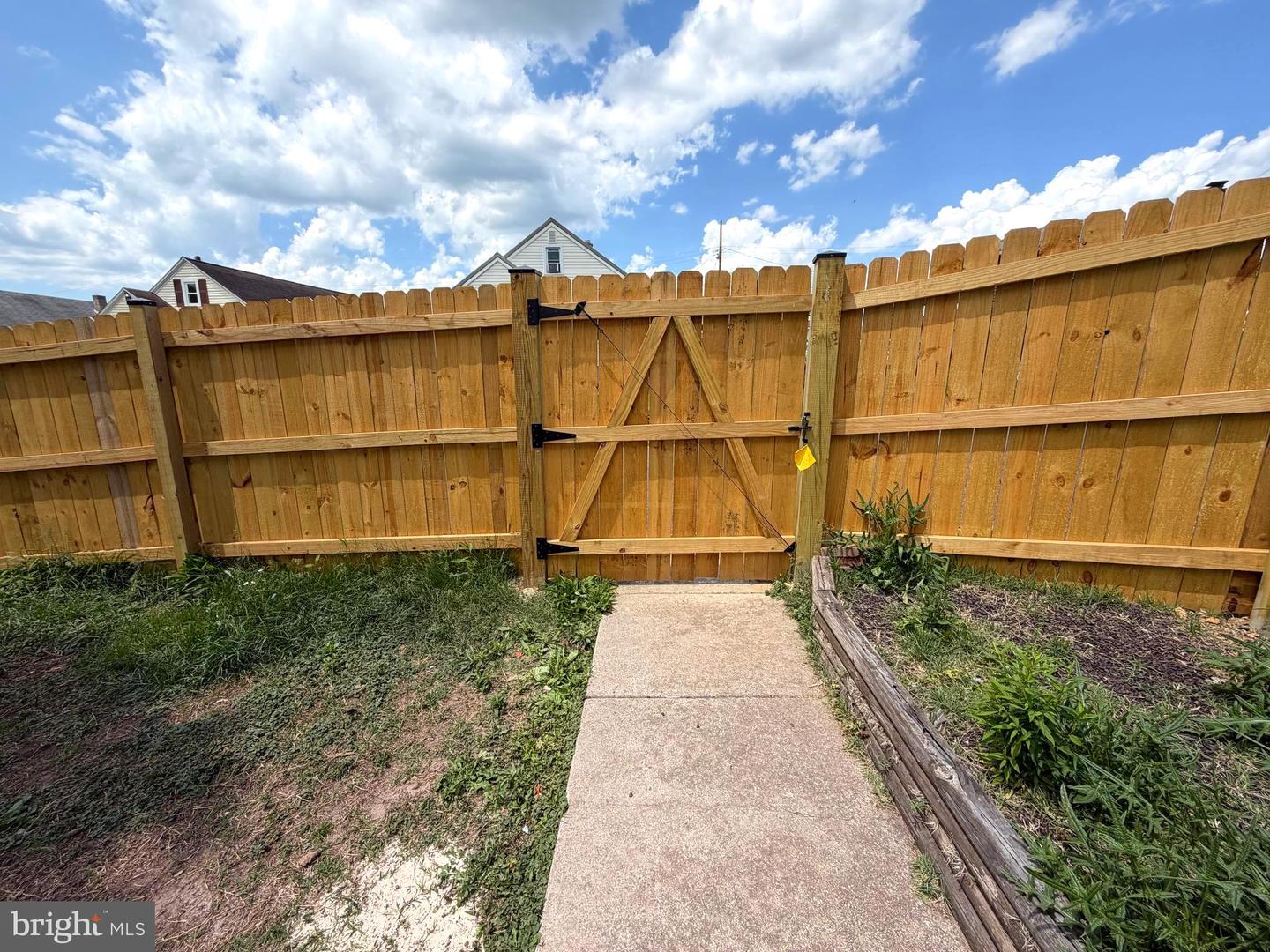 1401 E Oldtown Rd Property Photo 32